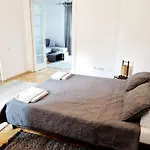 Apartment Cozy Near Center