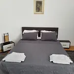 Cozy Near Center