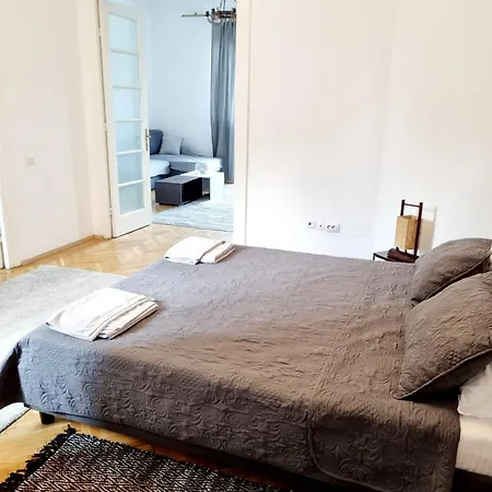 Apartament Cozy Near Center