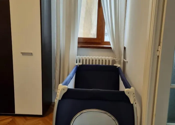 Cozy Near Center Apartman *